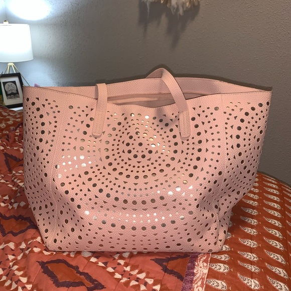 Bath & Body Works Handbags - Bath and Body Works tote bag!